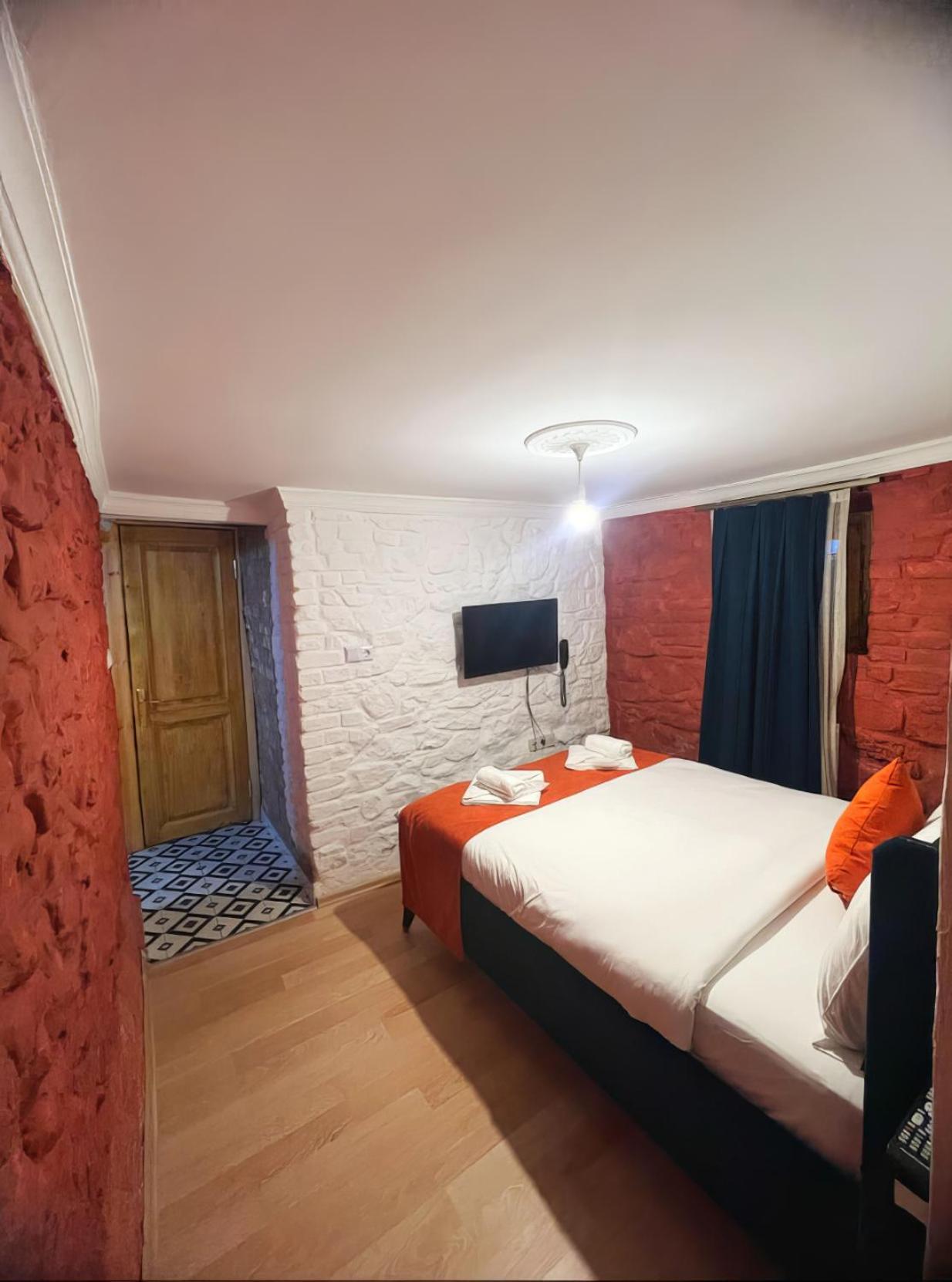 White Bolshoi Rooms Istanboel Buitenkant foto